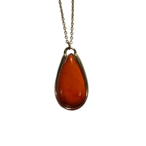 Triple strand, gold and orange stone necklace - Picture 10 of 11